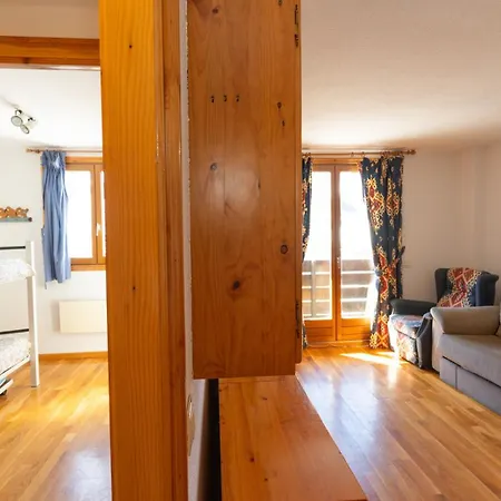 - Admite Mascotas フォルミガル