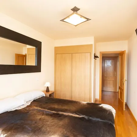 - Admite Mascotas フォルミガル